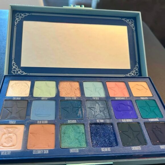 Jeffree star Blue Blood eyeshadow palette - Picture 1 of 2